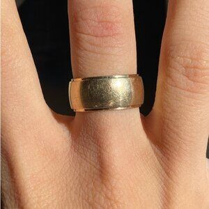 Vintage 14K Solid Yellow Gold Cigar Band Wedding Ring, 8.2 grams, size 5.5